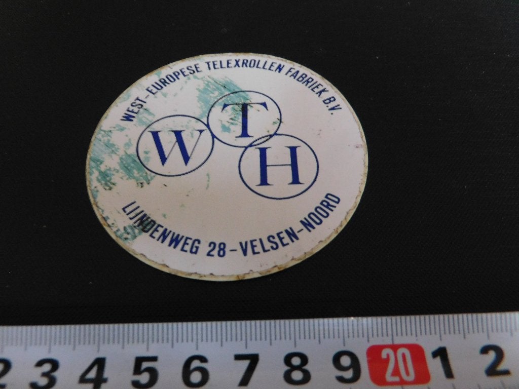 sticker Velsen Noord WTH telexrollen fabriek bv, Ophalen, Zo goed als nieuw