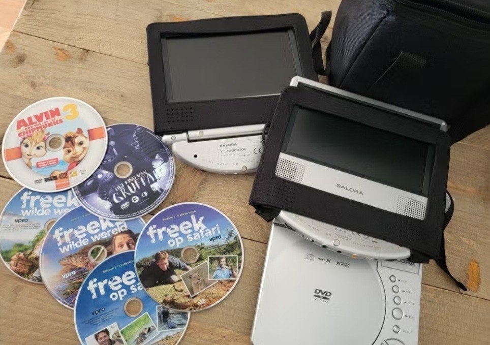 Salora dubbele dvd speler met dvd's, Ophalen of Verzenden, Zo goed als nieuw, Dvd-speler, Overige merken
