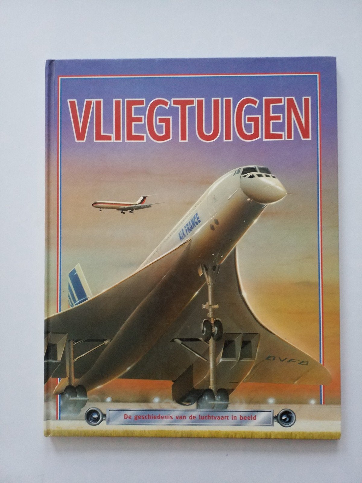 Vliegtuigen 🛫/ De Geschiedenis van de luchtvaart in beeld, Verzamelen, Luchtvaart en Vliegtuigspotten, Ophalen of Verzenden, Zo goed als nieuw
