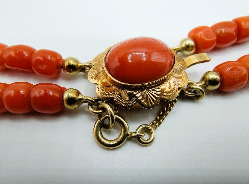 Bloedkoralen ketting met gouden slot, Amsterdam, 40-44 cm, Verzenden, Goud, Ketting