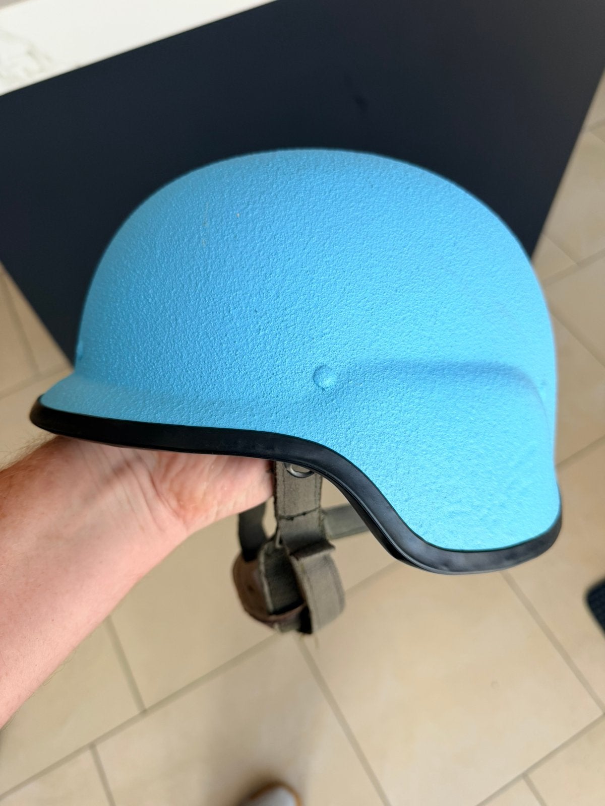 1992 Franse UN helm zoals gedragen in Joegoslavie, Ophalen of Verzenden, Landmacht, Overige gebieden, Helm of Baret