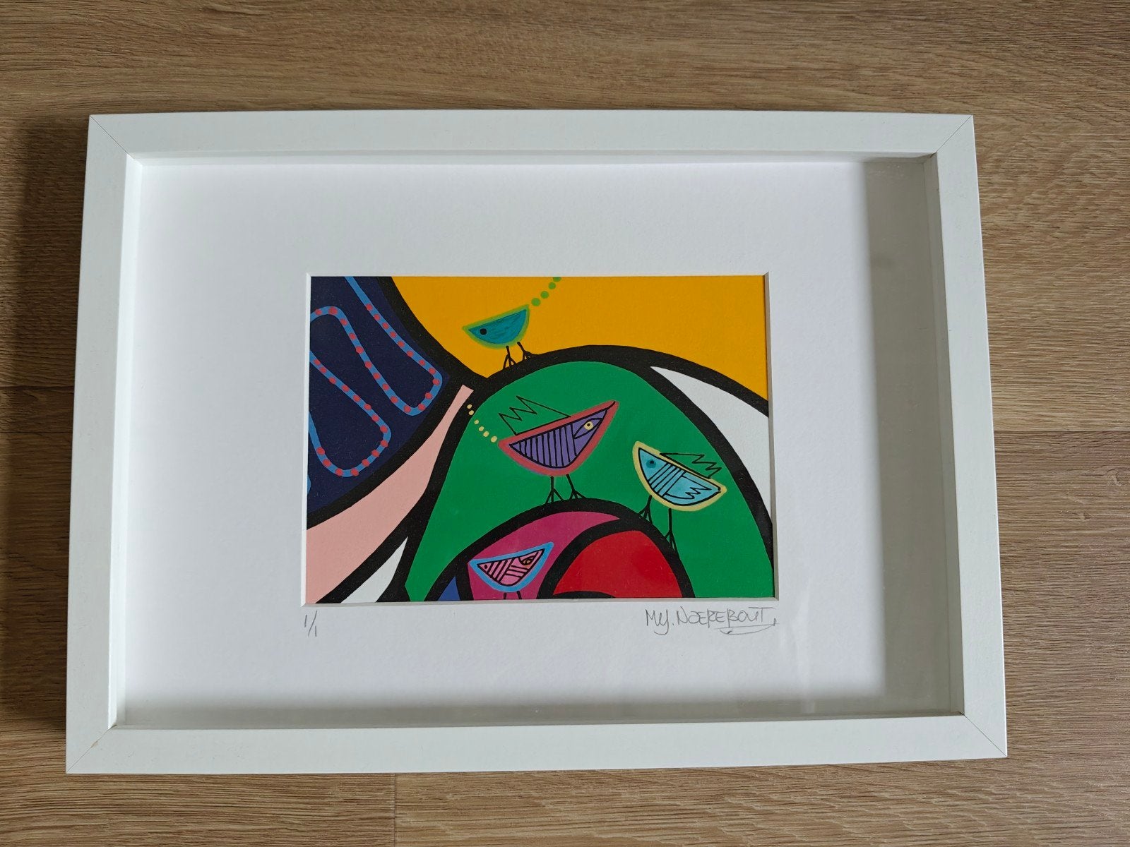 Kleurrijk schilderij van vogels, gesigneerd M.Y. Naerebout, Acrylverf, Papier/karton, Ophalen of Verzenden, Dieren