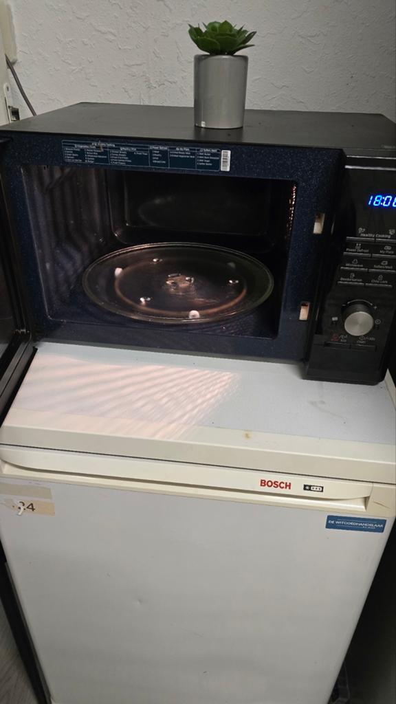 samsung magnetron, Ophalen of Verzenden, Zo goed als nieuw