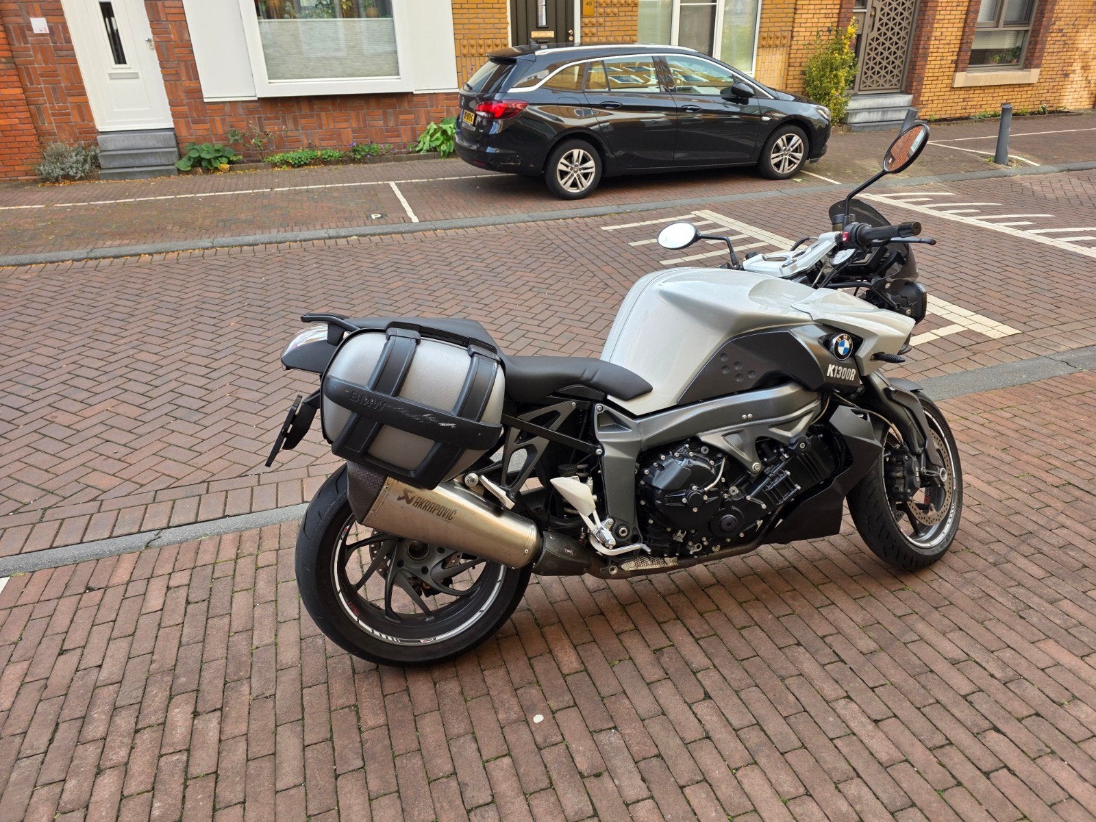 BMW K1300R 2009 | 24.000 km | Akrapovič | Koffers | €6.500, Motoren, 4 cilinders, Motorrijbewijs A, Gebruikt, Particulier