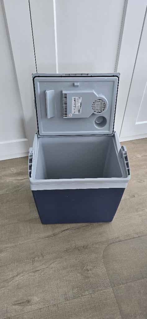 Mobicool Koelbox Metallic Blauw, Caravans en Kamperen, Koelboxen, Ophalen, Zo goed als nieuw, Koelbox, Elektrisch