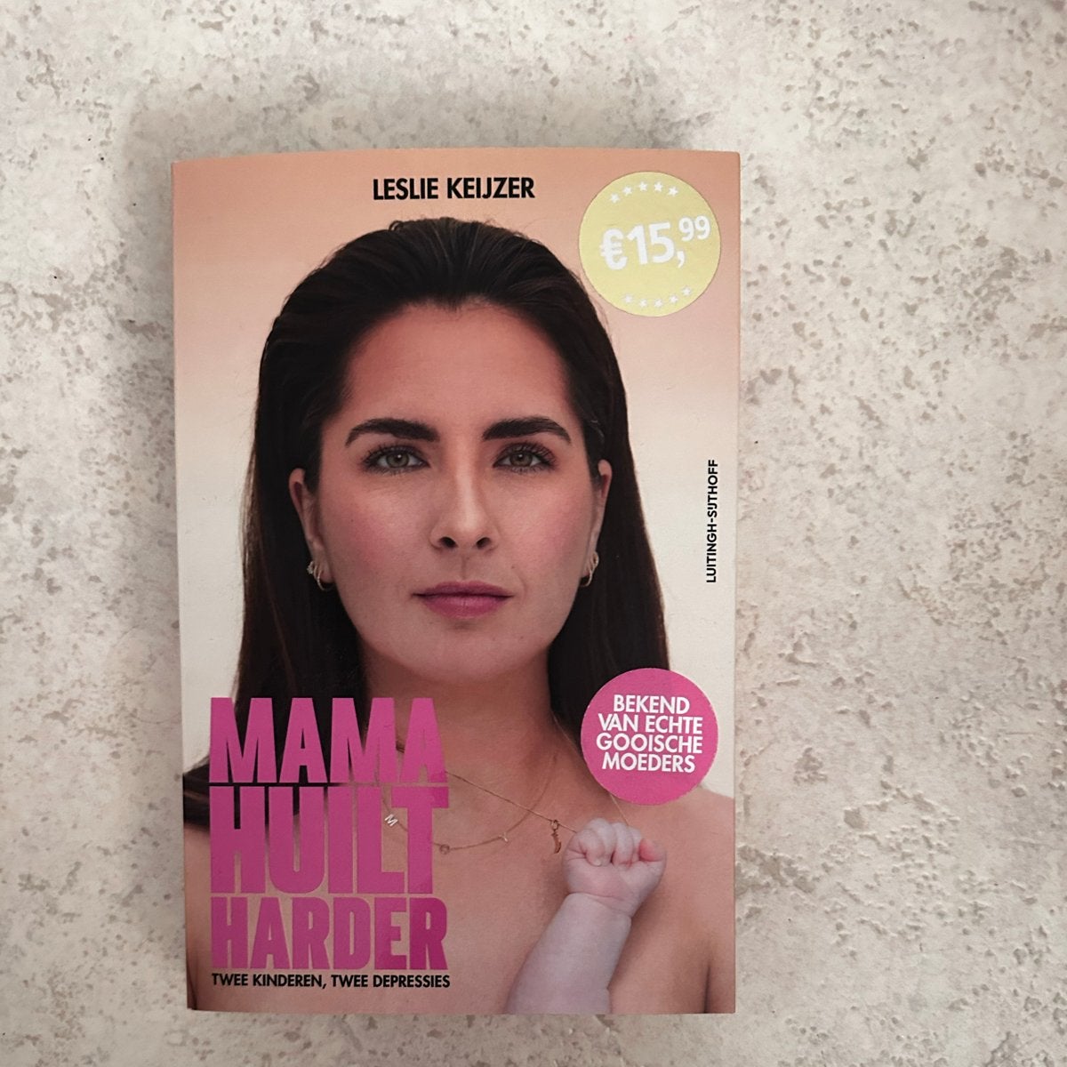Mama Huilt Harder - Leslie Keijzer (Zo goed als nieuw), Boeken, Ophalen of Verzenden, Zo goed als nieuw