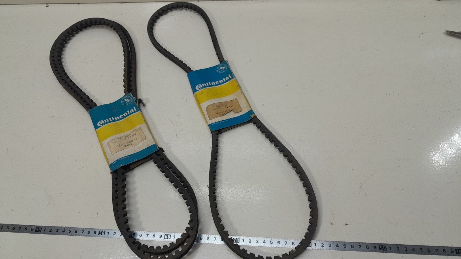 V riem v Riemen aandrijfriem v snaar 3 st. 12,5 x 1250 1325, Ophalen of Verzenden, Nieuw, Oldtimer onderdelen
