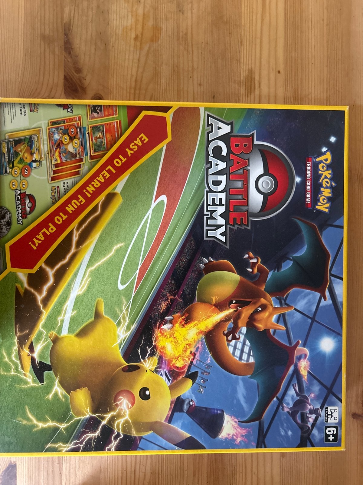 Pokémon Battle Academy Bordspel - Compleet en Zo Goed Als Ni, Ophalen of Verzenden, Zo goed als nieuw, Speeldeck