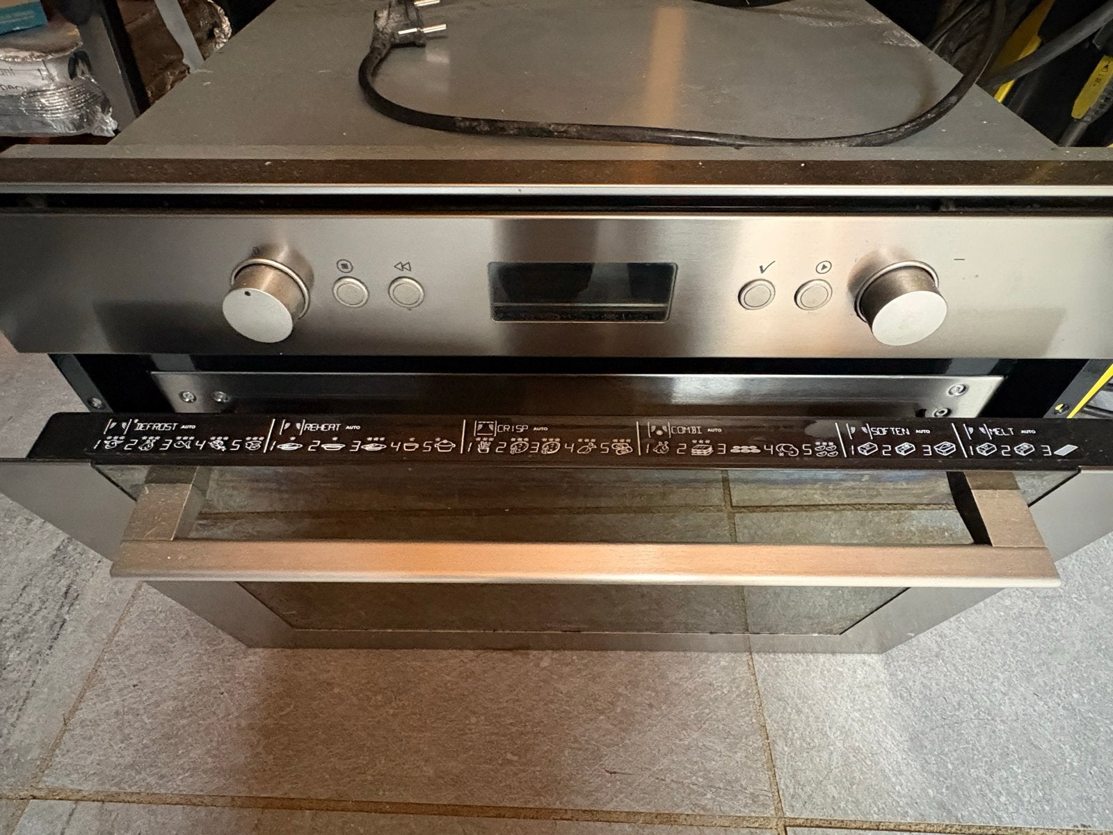 Whirlpool AMW 820 IX Inbouw Combimagnetron - Glas niet helde, Ophalen, Combimagnetron, Gebruikt, 60 cm of meer