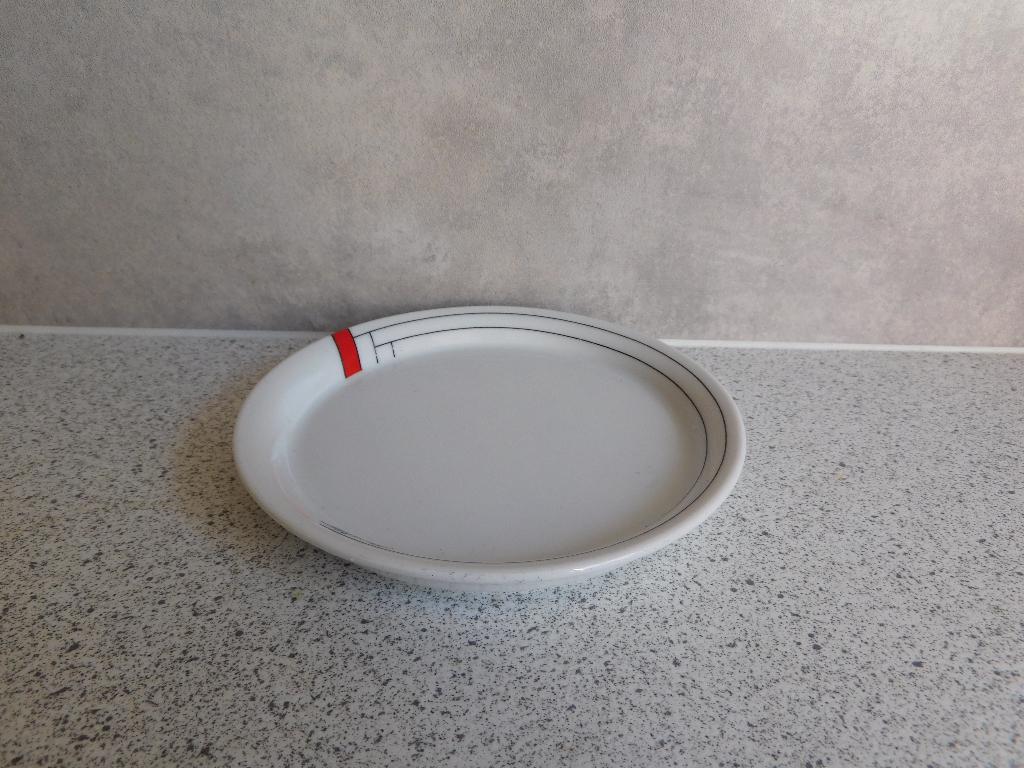 Bord 13 cm. Rialto Mosa, Ophalen of Verzenden, Zo goed als nieuw, Bord(en), Overige stijlen