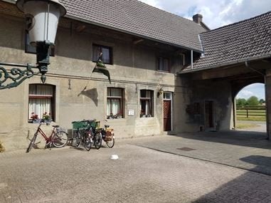 mooi landelijk gelegen appartement te huur, Huizen en Kamers, Limburg, Bovenwoning, 3 kamers, Bunde