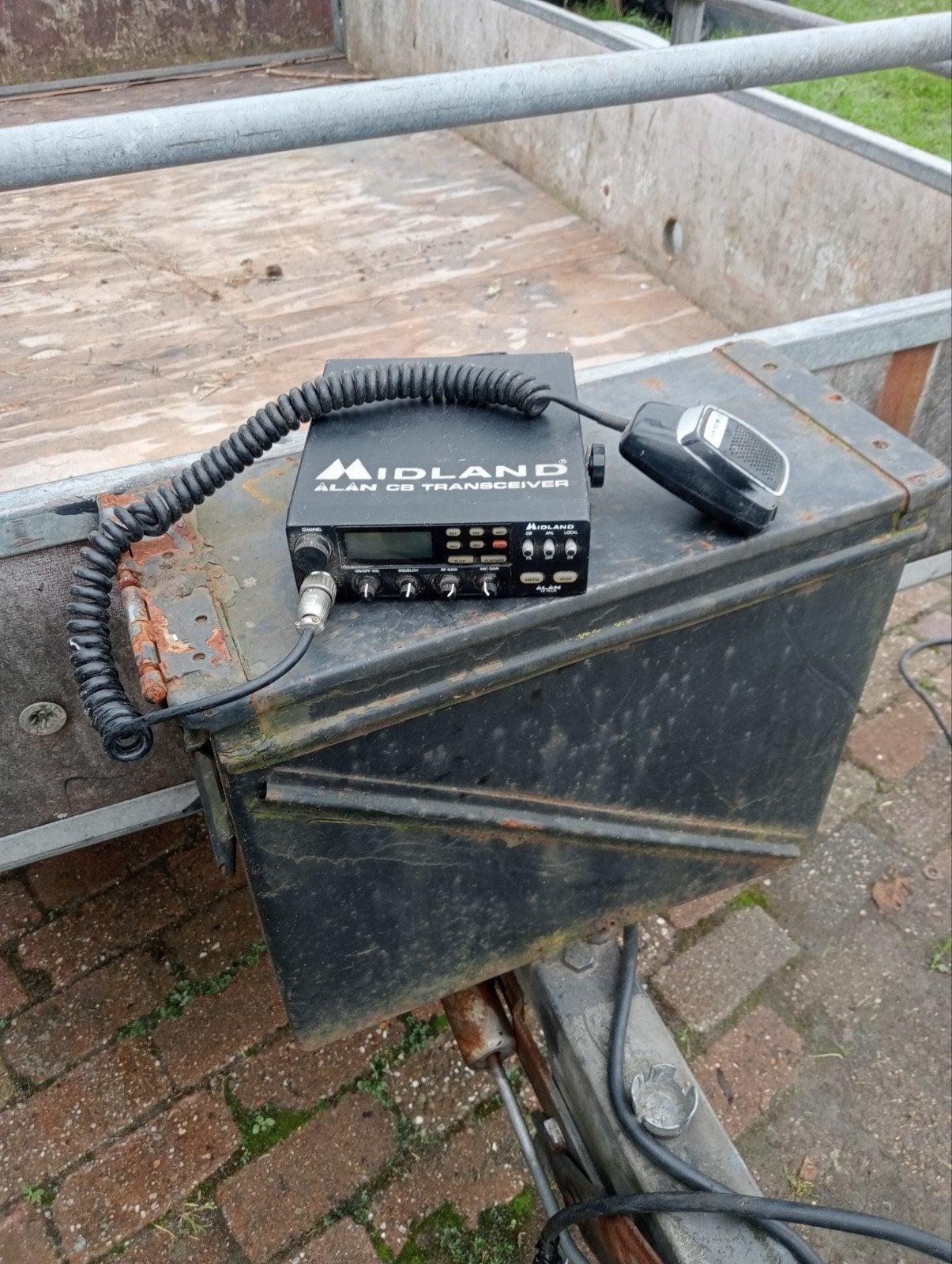 Midland Alan CB Transceiver - Goede staat, Gebruikt, 15 km of meer, Ophalen of Verzenden, Portofoon of Walkie-talkie