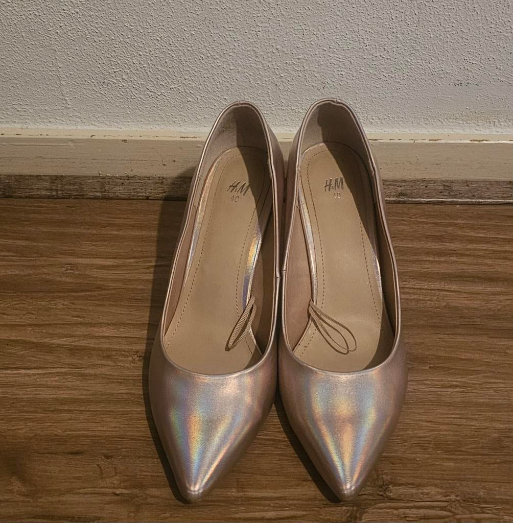 H&M Dames Pumps Maat 40 - Holografisch Roze, Kleding | Dames, Schoenen, Ophalen of Verzenden, Roze, Gedragen, Pumps