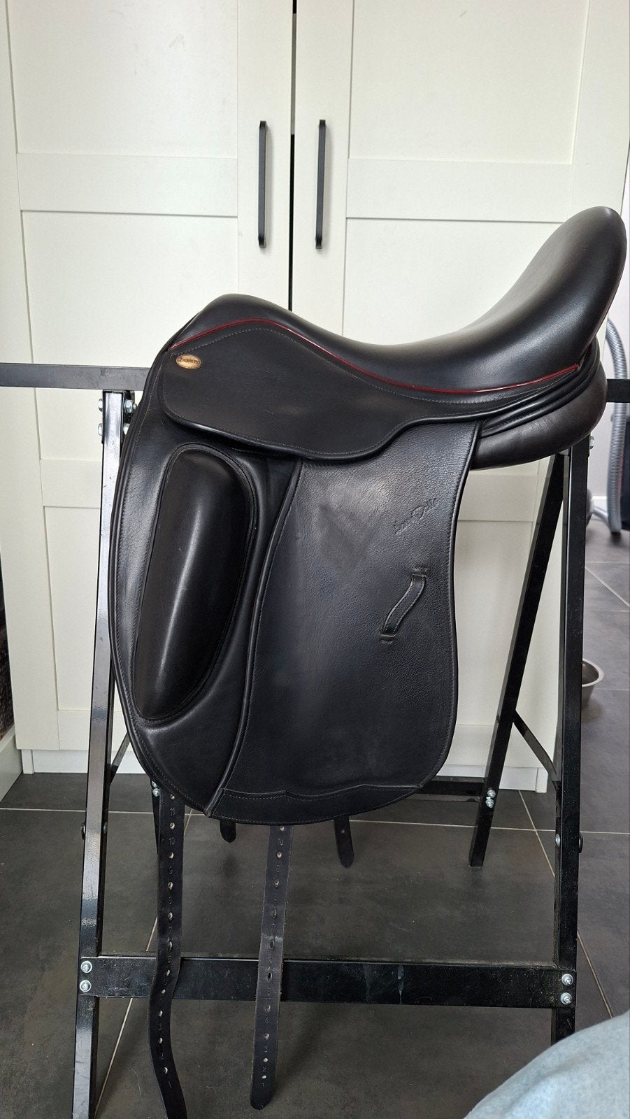 Harry Dabbs Allure dressuurzadel 17,5" MW, L (17.5 inch), Dressuur, Wijd, Overige merken