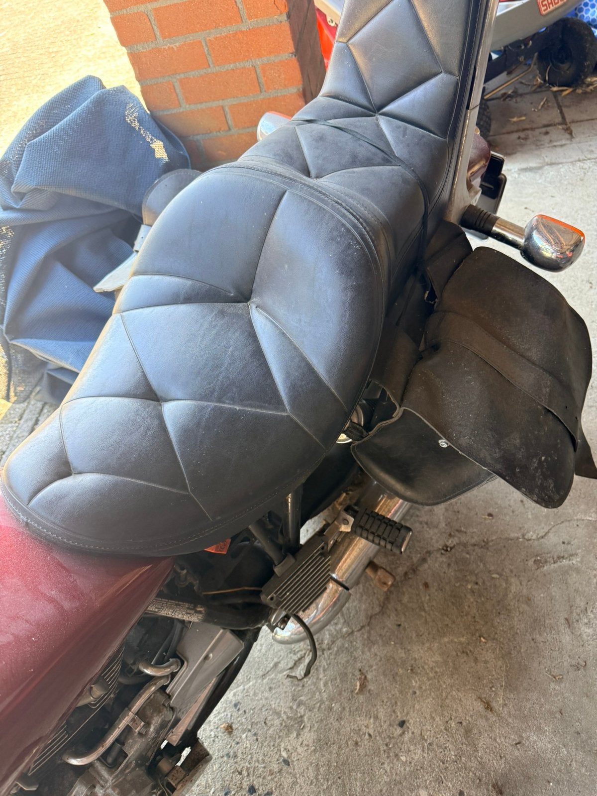 Honda shadow 500 zadel, Ophalen of Verzenden