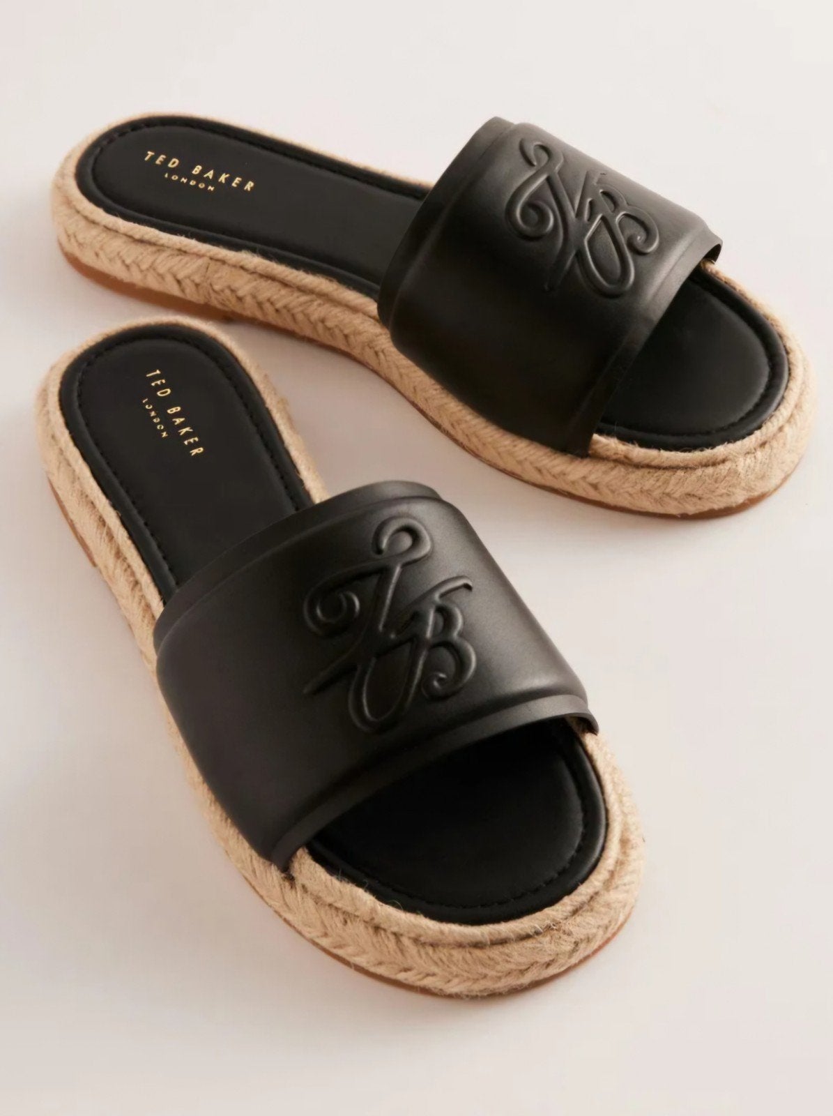 nieuwe Ted baker slippers!, Ophalen of Verzenden, Nieuw, Meisje, Overige typen