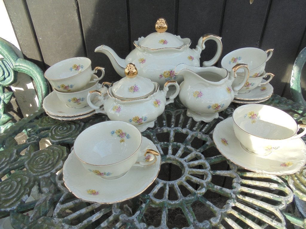 Theeservies J. Kronester Bavaria roze, gele, blauw bloempje, Antiek en Kunst, Antiek | Servies compleet, Ophalen of Verzenden