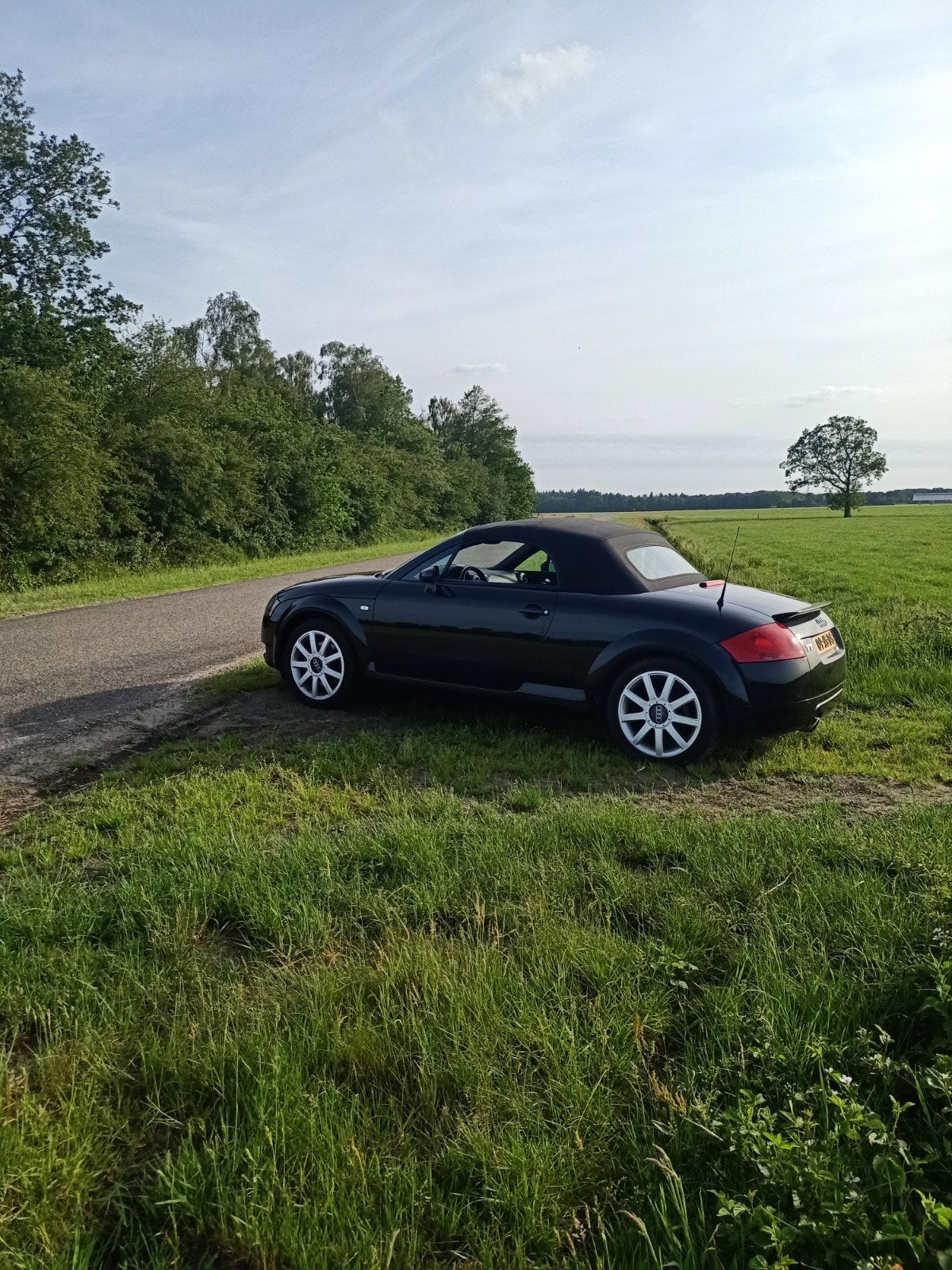 Audi TT 1.8 T Roadster 132KW 2001 Zwart, Voorwielaandrijving, TT, 4 cilinders, Cabriolet