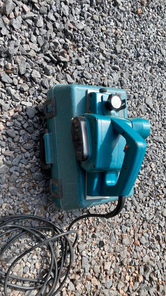 Makita handschaaf, Doe-het-zelf en Verbouw, Ophalen, Zo goed als nieuw, 1200 watt of meer, 30 tot 70 mm