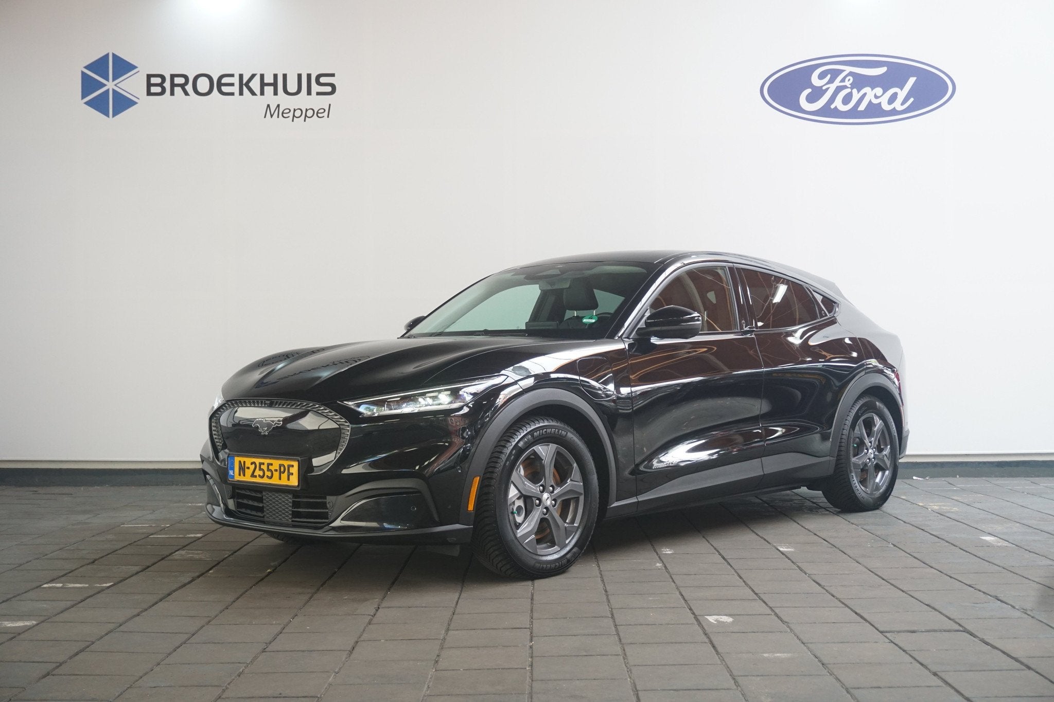 Ford Mustang Mach-E RWD 75 kWh, Automaat, Achterwielaandrijving, Gebruikt, 750 kg