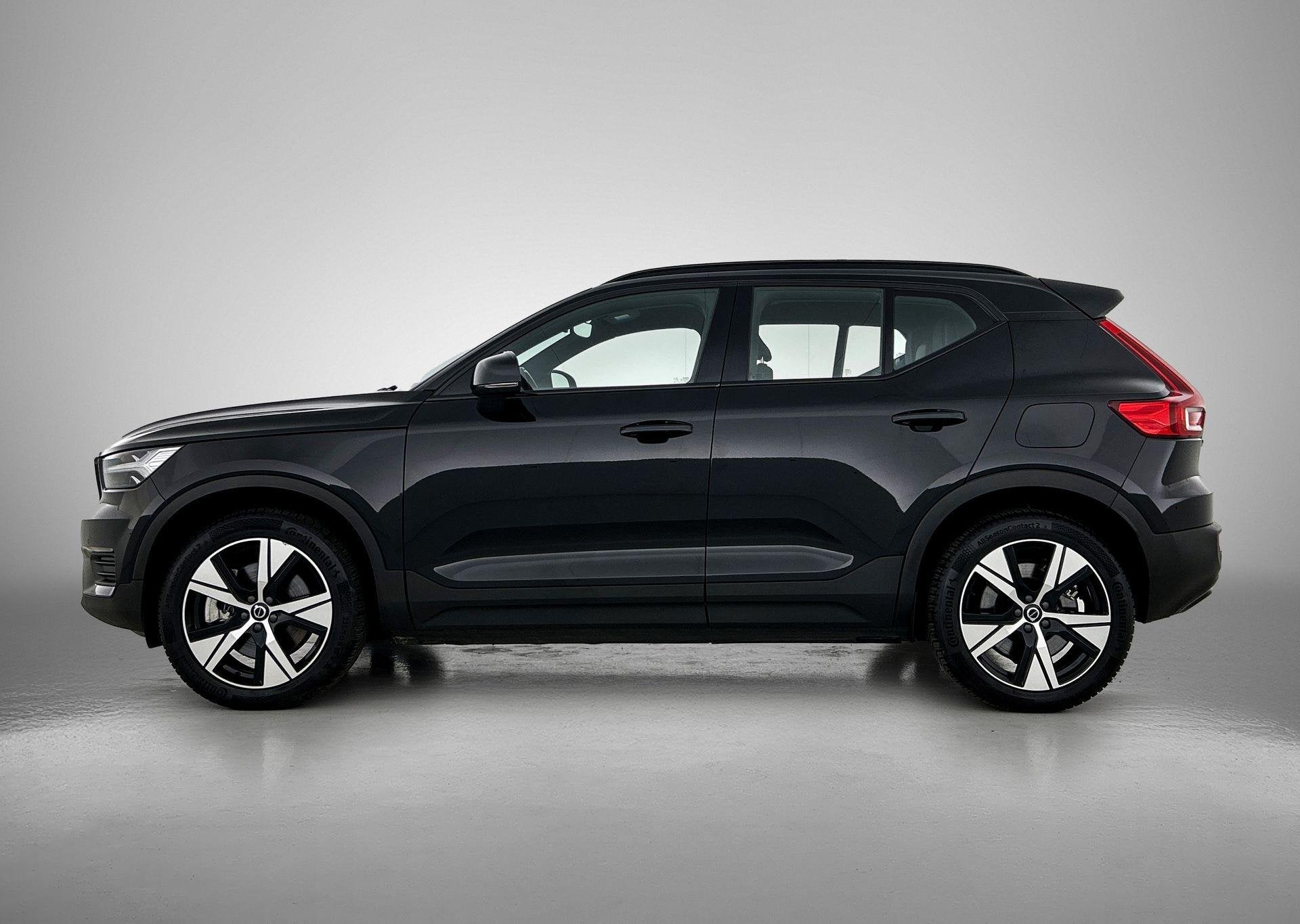Volvo XC40 Recharge Twin Plus PHEV | Trekhaak | 1e Eigenaar, Auto's, 12 maanden, Zwart, Origineel Nederlands, Vierwielaandrijving