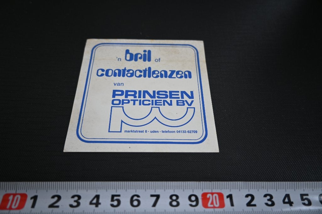 sticker Uden PRINSEN Opticien bv Marktstraat 6 *, Verzamelen, Ophalen, Zo goed als nieuw