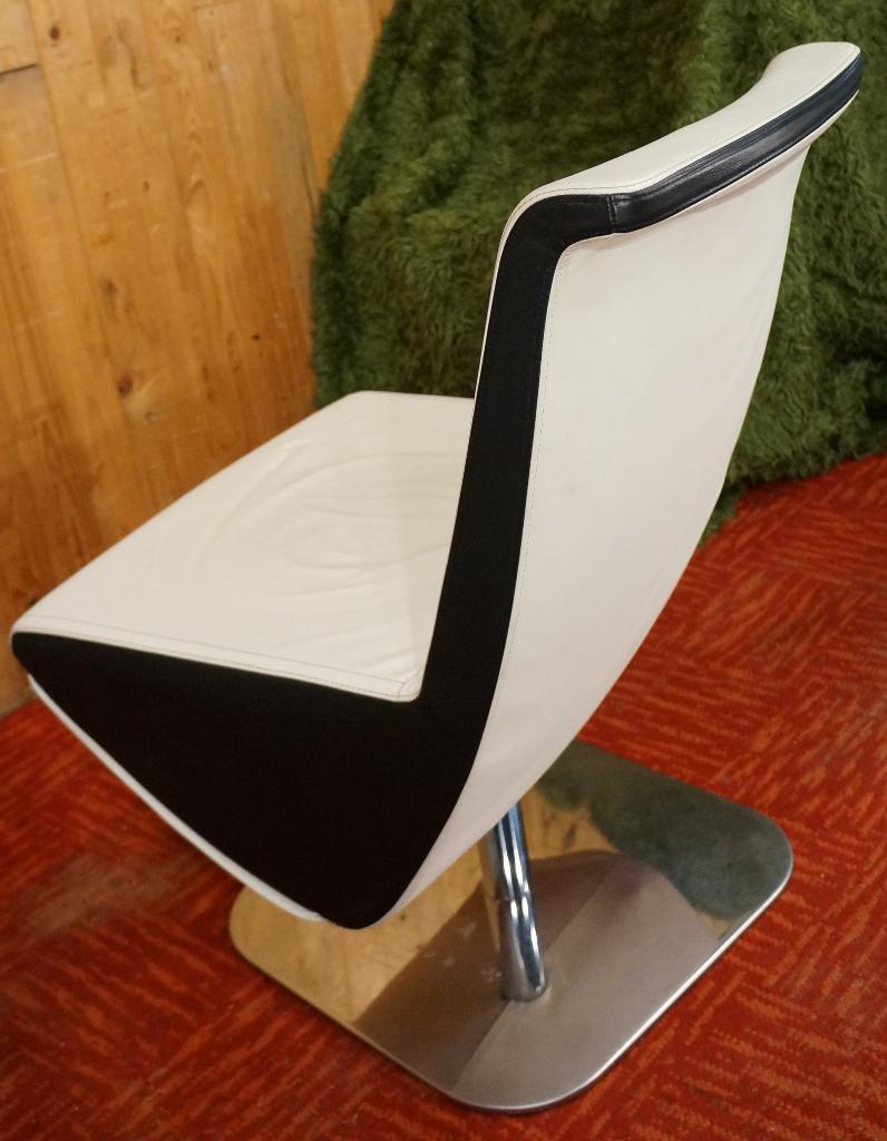 Retro Designstoel Vintage Swivel Tonon chair Fauteuil Design, Ophalen, Gebruikt, Minder dan 75 cm, Leer
