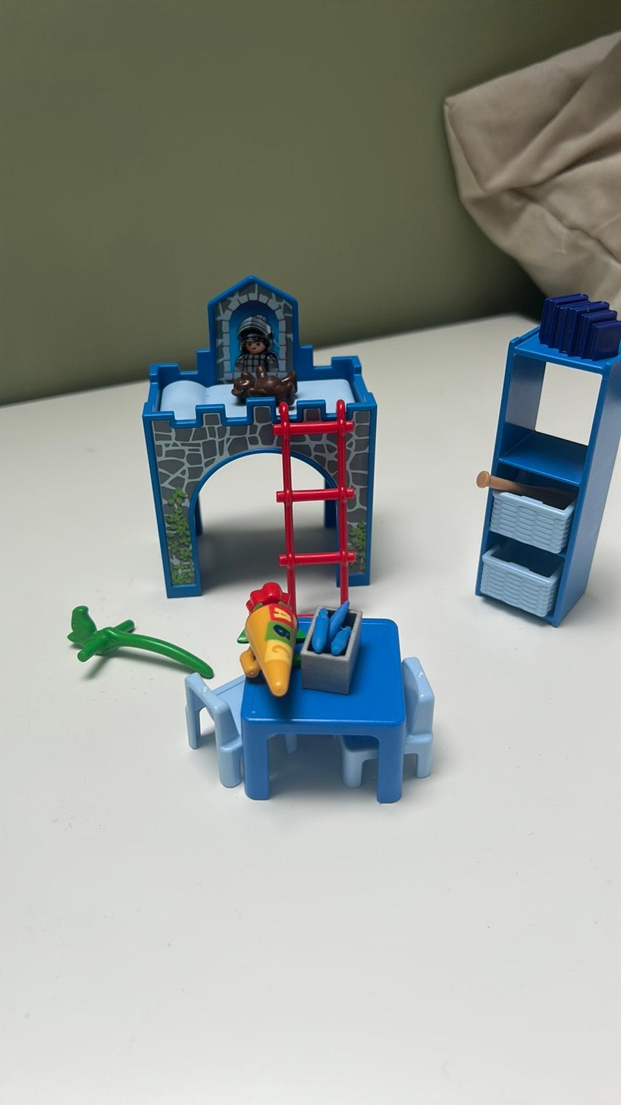 Playmobil ridder jongenskamer, Complete set, Overige typen, Ophalen of Verzenden, Zo goed als nieuw