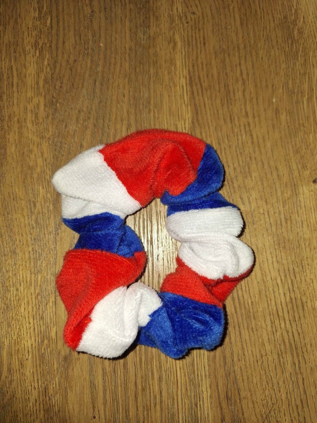 Scrunchy rood-wit-blauw, Ophalen of Verzenden, Zo goed als nieuw, Haarelastiek