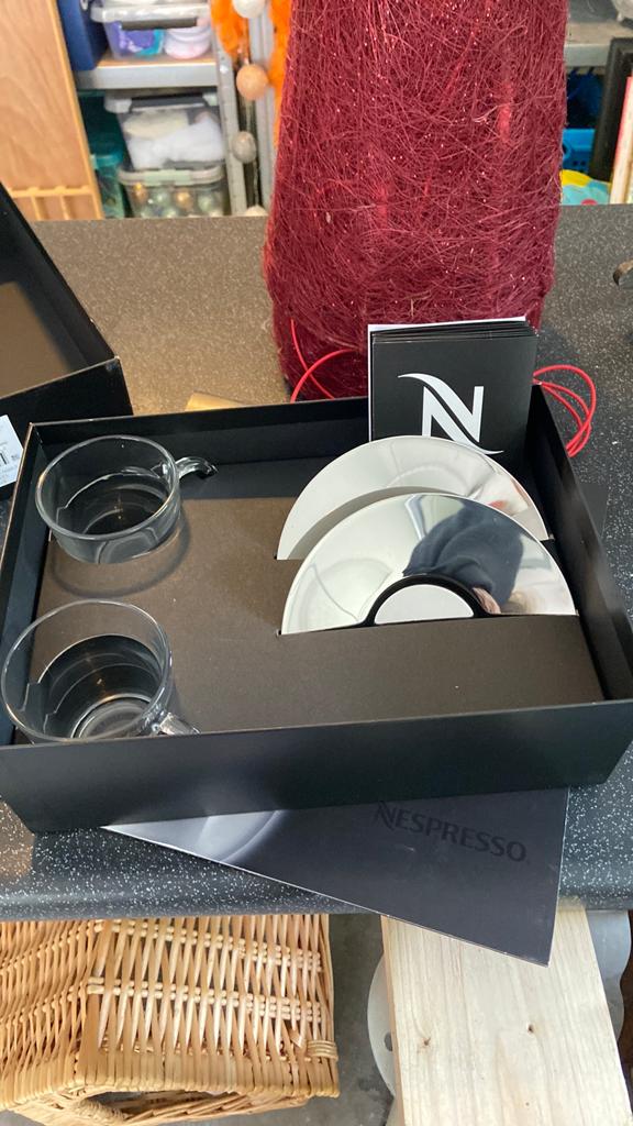 Nieuwe Nespresso Lungo kopjes met schotels, Ophalen, Nieuw, Glas, Kop(pen) en/of Schotel(s)