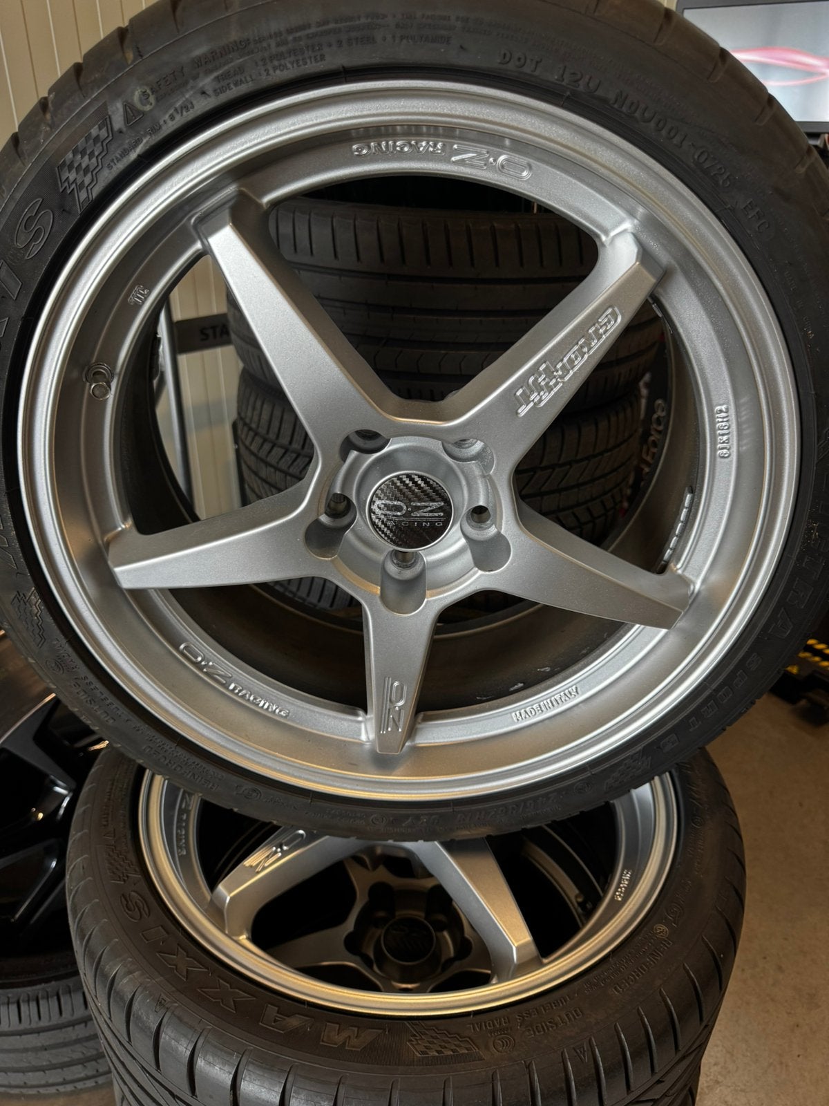 OZ Racing Crono HT velgen met banden 18” 8J 5x112 Zilver, 18 inch, Gebruikt, Banden en Velgen, Ophalen of Verzenden