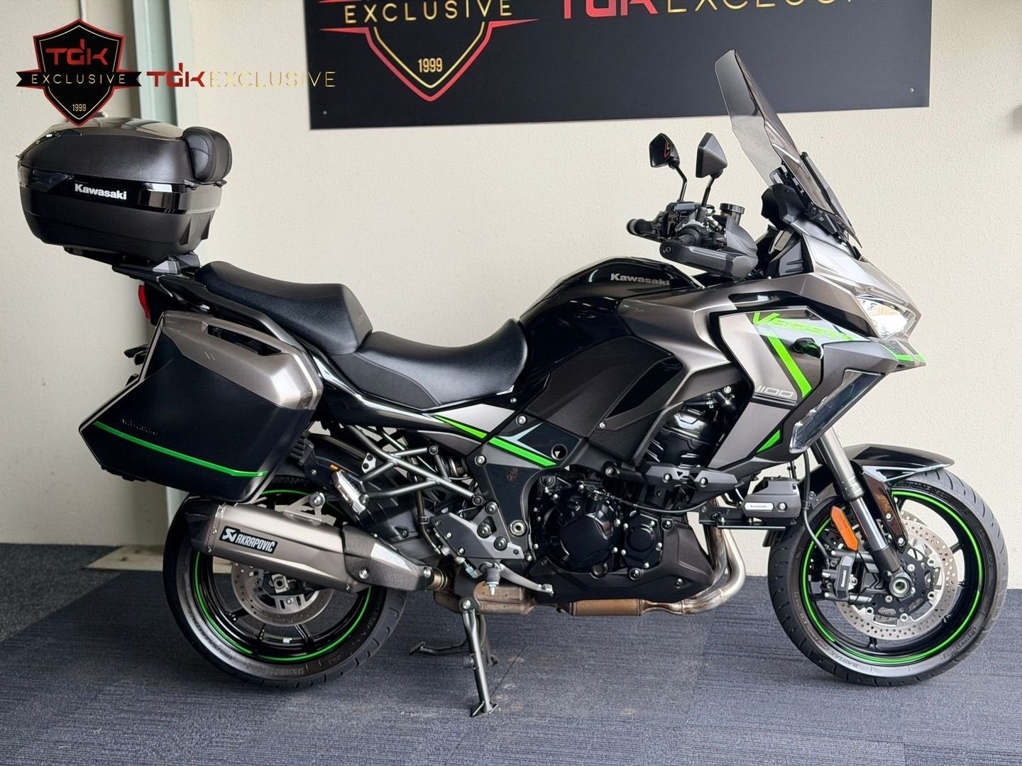 KAWASAKI VERSYS 1100 SE GT GRAND TOURER (1000 PLUS 650 300), 1099 cc, 4 cilinders, Motorrijbewijs A, Bedrijf