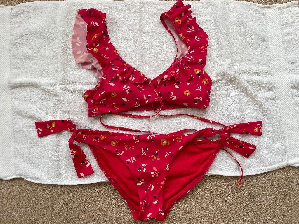 Bikini maat XS-S, zgan, Kleding | Dames, Badmode en Zwemkleding, Verzenden, Zo goed als nieuw, Rood, Bikini