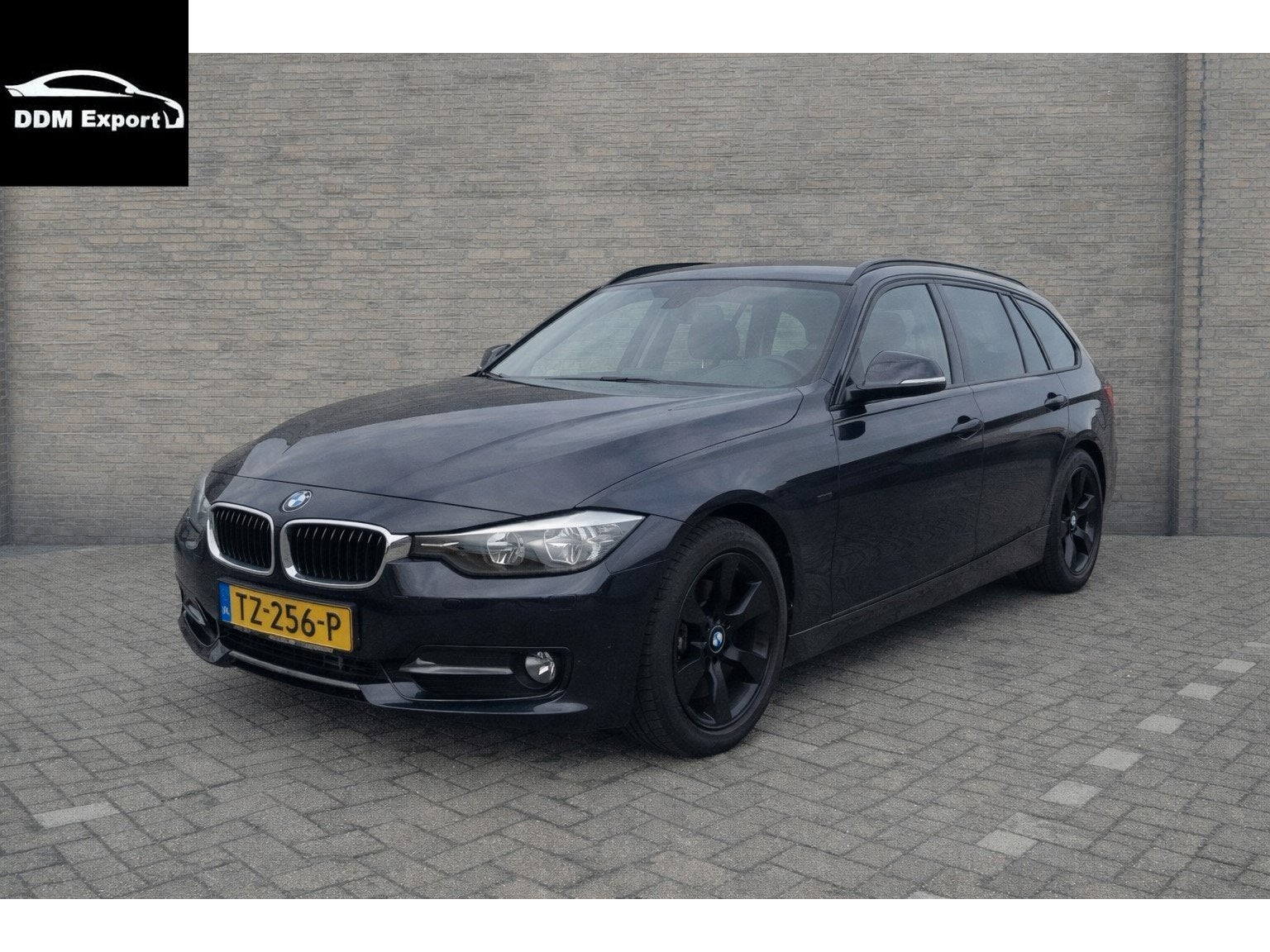 BMW 3 Serie Touring 318D M-SPORT HIGH EXECUTIVE LEER/NAVI/EC, Auto's, 21 km/l, Gebruikt, Zwart, 4 cilinders