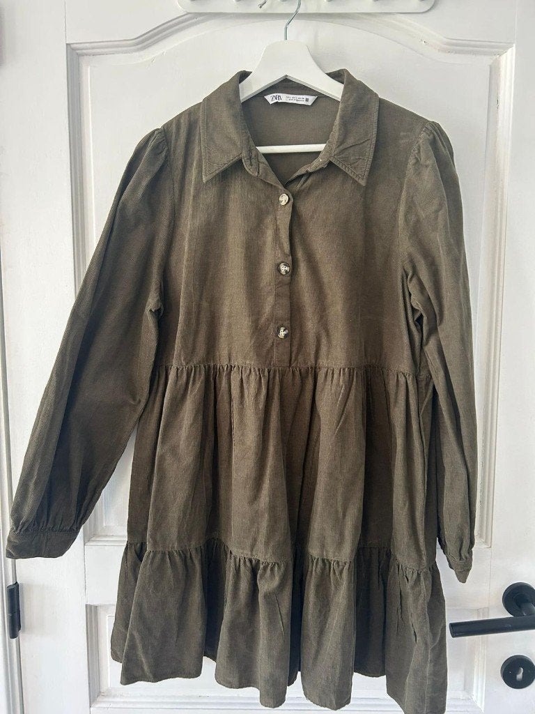Korte Jurk Kaki Zara L, Zara, Maat 42/44 (L), Ophalen of Verzenden, Knielengte