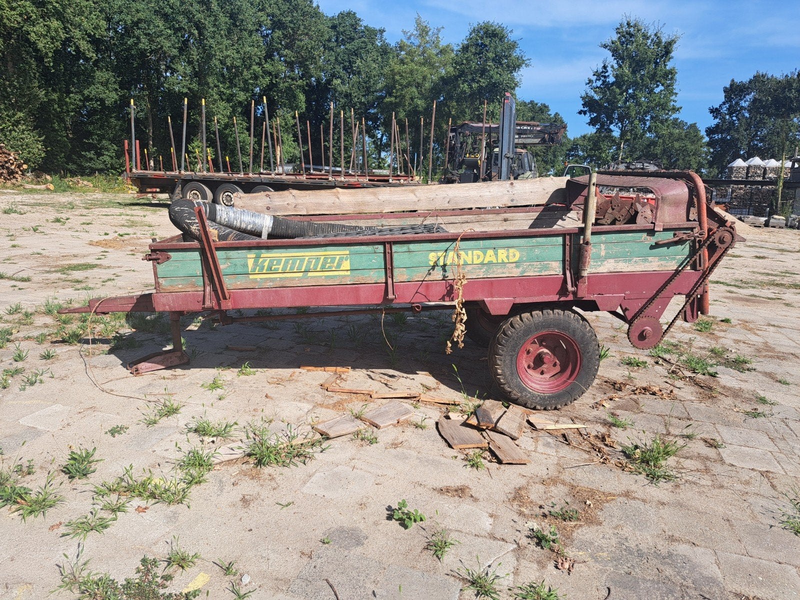 Gebruikte Universal mestverspreider / mestwagen, Ophalen, Akkerbouw, Transport