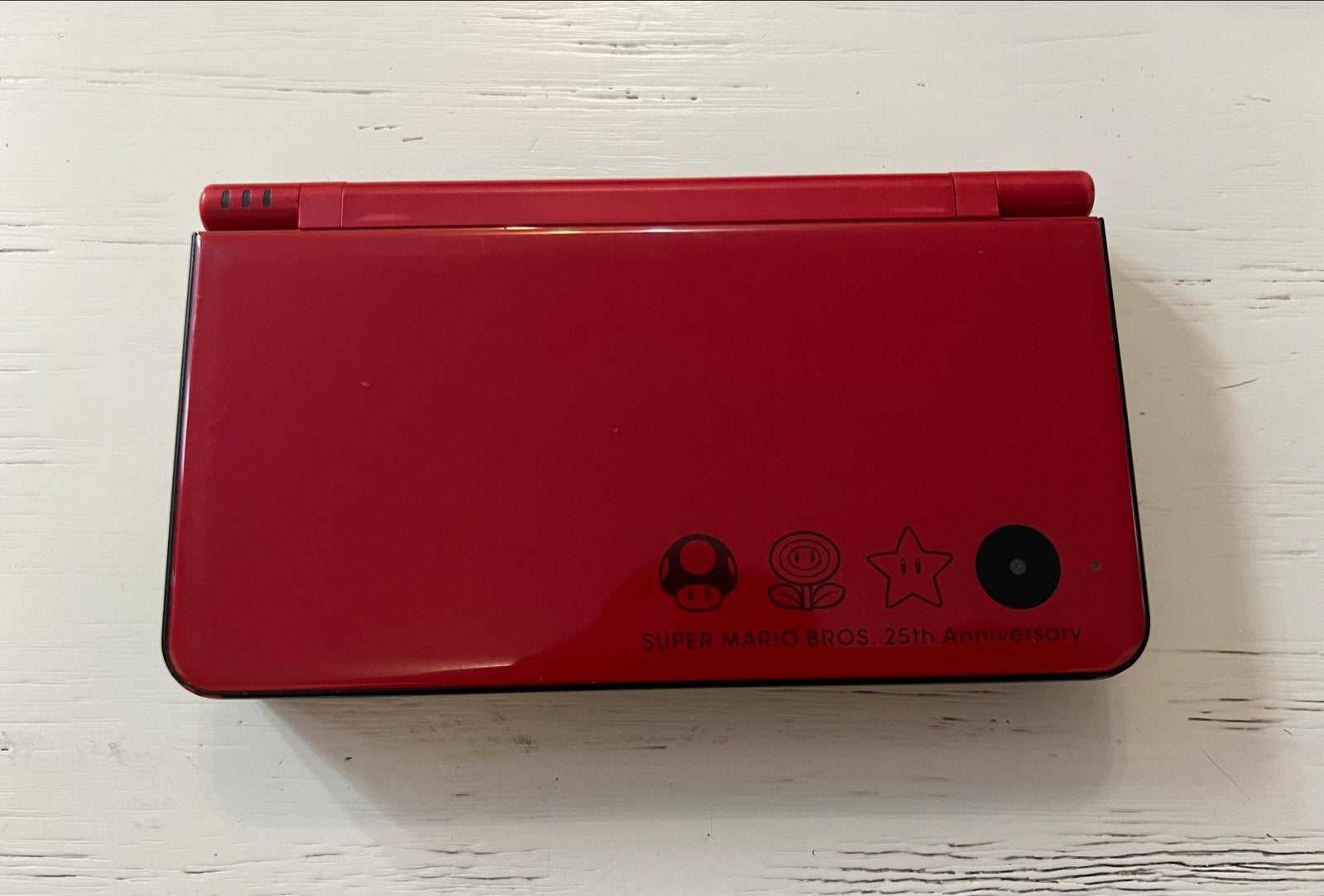 Nintendo DSi XL Super Mario Bros. 25th Anniversary Rood, Ophalen of Verzenden, Zo goed als nieuw, Rood, Dsi XL