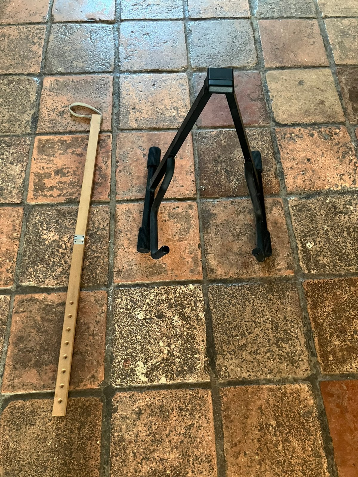 steun + floor protector cello, Muziek en Instrumenten, Ophalen, Zo goed als nieuw, Cello