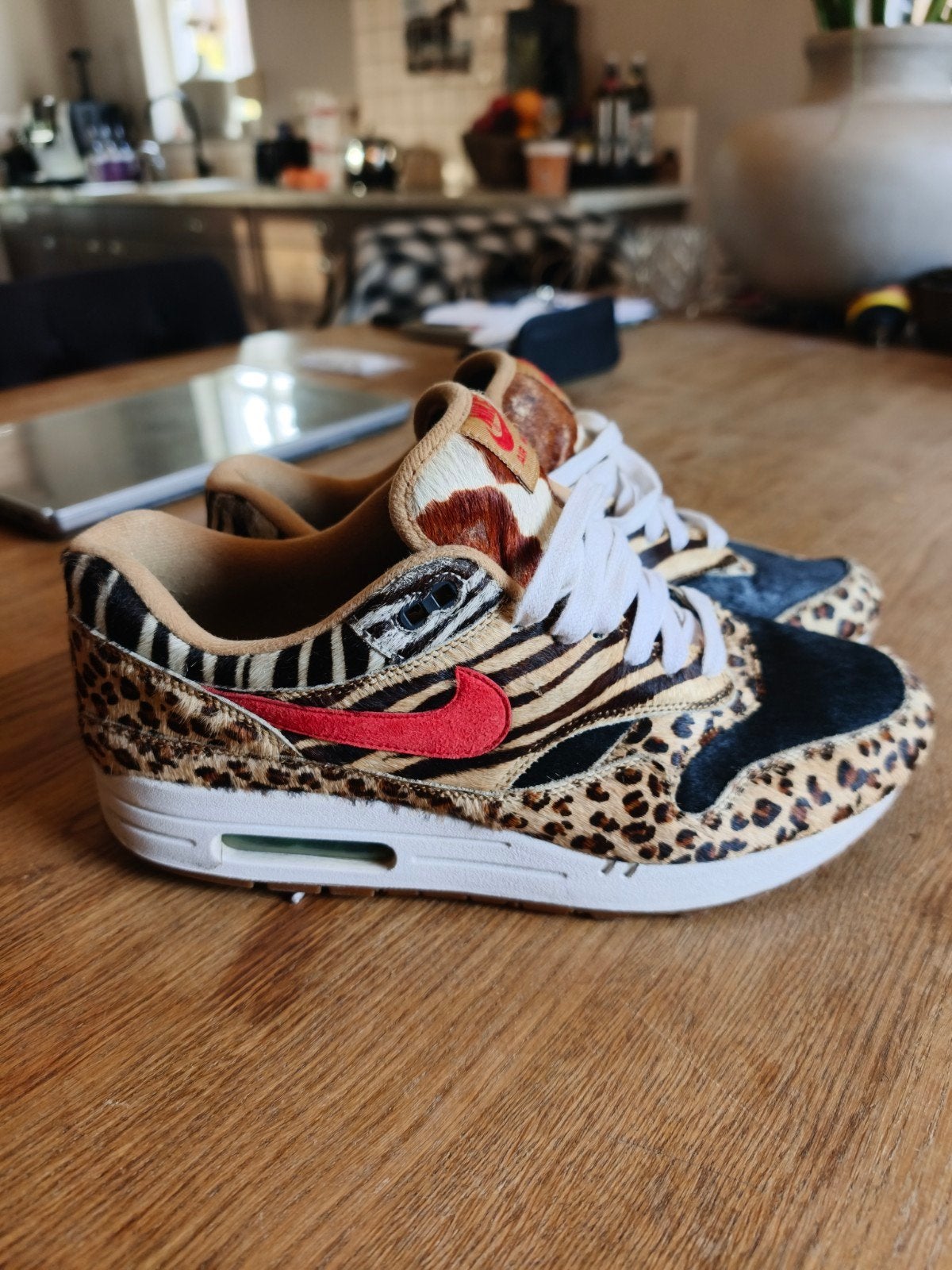 Nike Air Max 1 Atmos Animal Pack 2.0 maat 45, Kleding | Heren, Overige kleuren, Nike, Ophalen of Verzenden, Sneakers of Gympen
