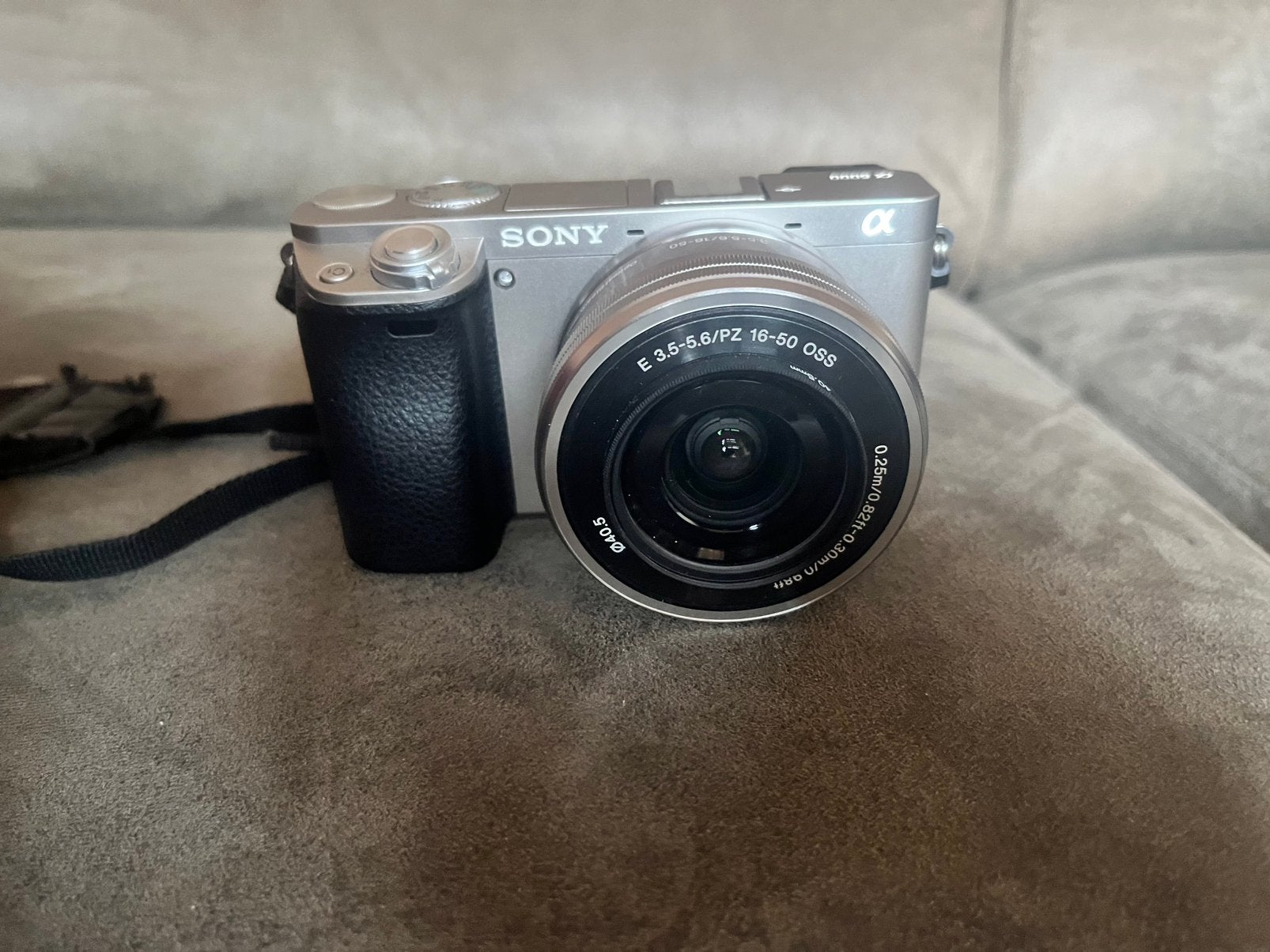 Sony cx 6000 digotale camera met extra lens
