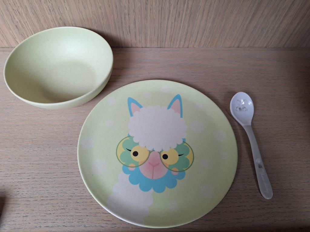 Kinderbord en kom bamboe lama - Zo goed als nieuw, Overige materialen, Ophalen of Verzenden, Zo goed als nieuw, Bord(en)
