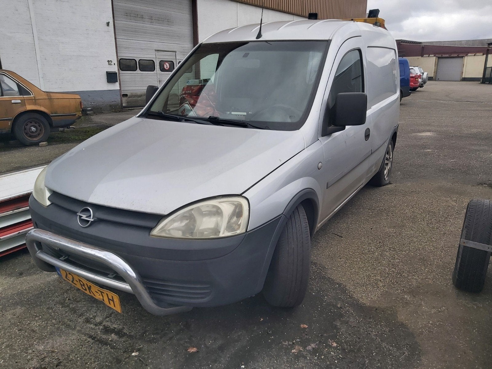 Gevraagd: Nieuwe Koplampen H7 v. Opel Combo 1.7 DI H AC 2003, Nieuw, Ophalen of Verzenden, Nb, Nb