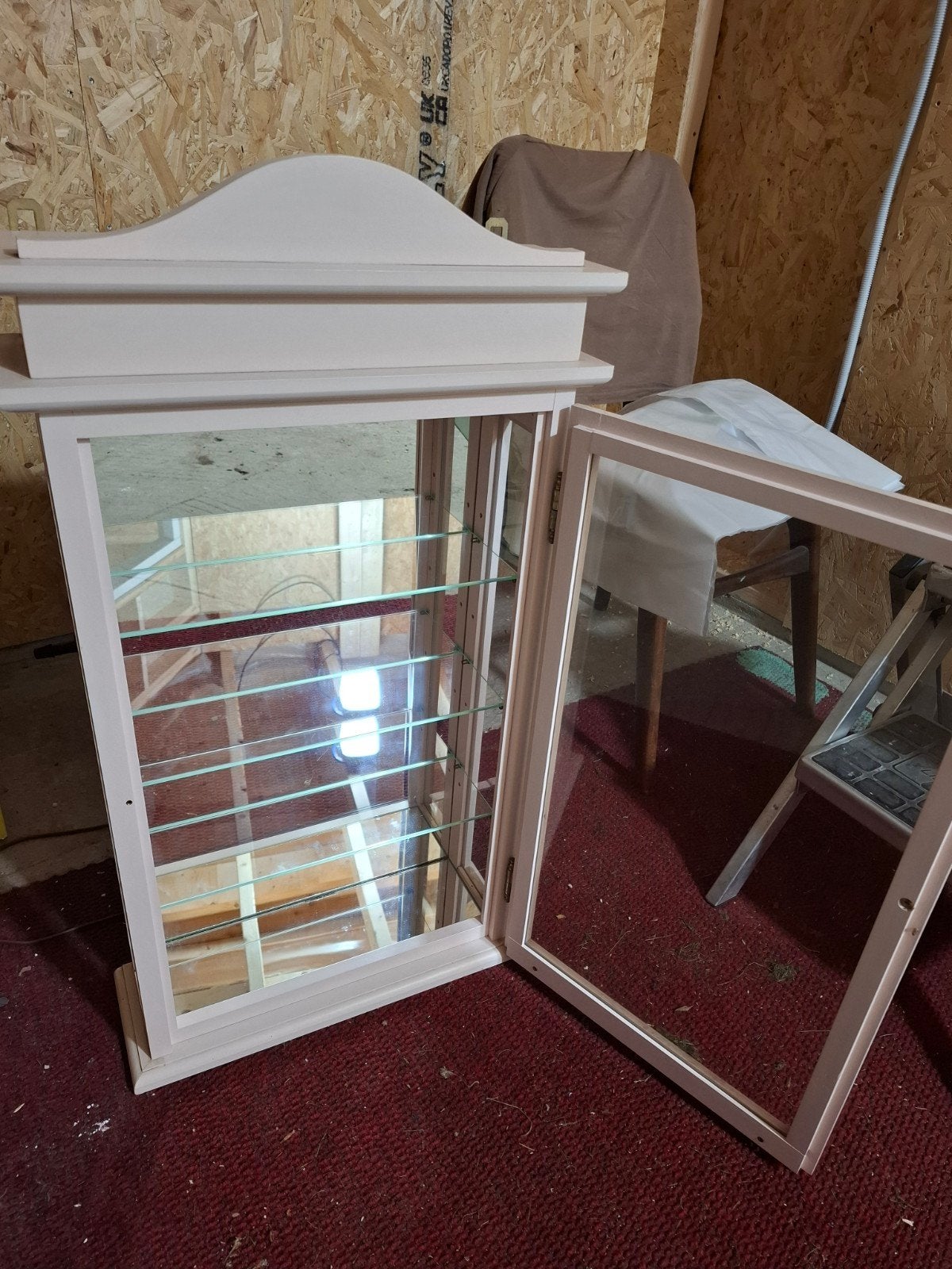 Swarovski vitrinekast licht roze, Huis en Inrichting, Kasten | Vitrinekasten, Ophalen, Minder dan 25 cm, Minder dan 50 cm, Minder dan 100 cm