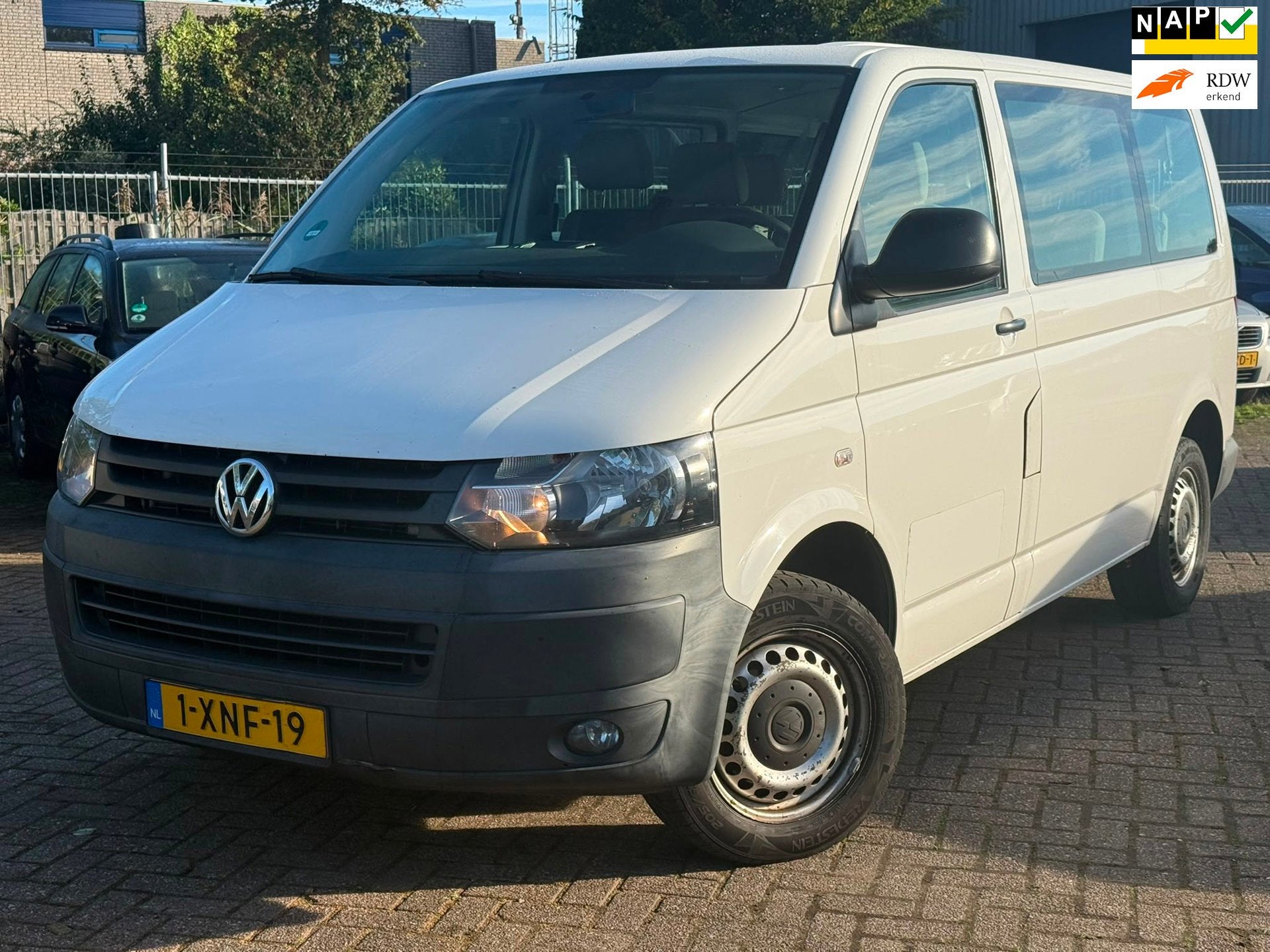 Volkswagen Transporter Kombi 2.0 TDI L1H1 | 9-Pers, Auto's, Voorwielaandrijving, Euro 5, Gebruikt, 8 stoelen