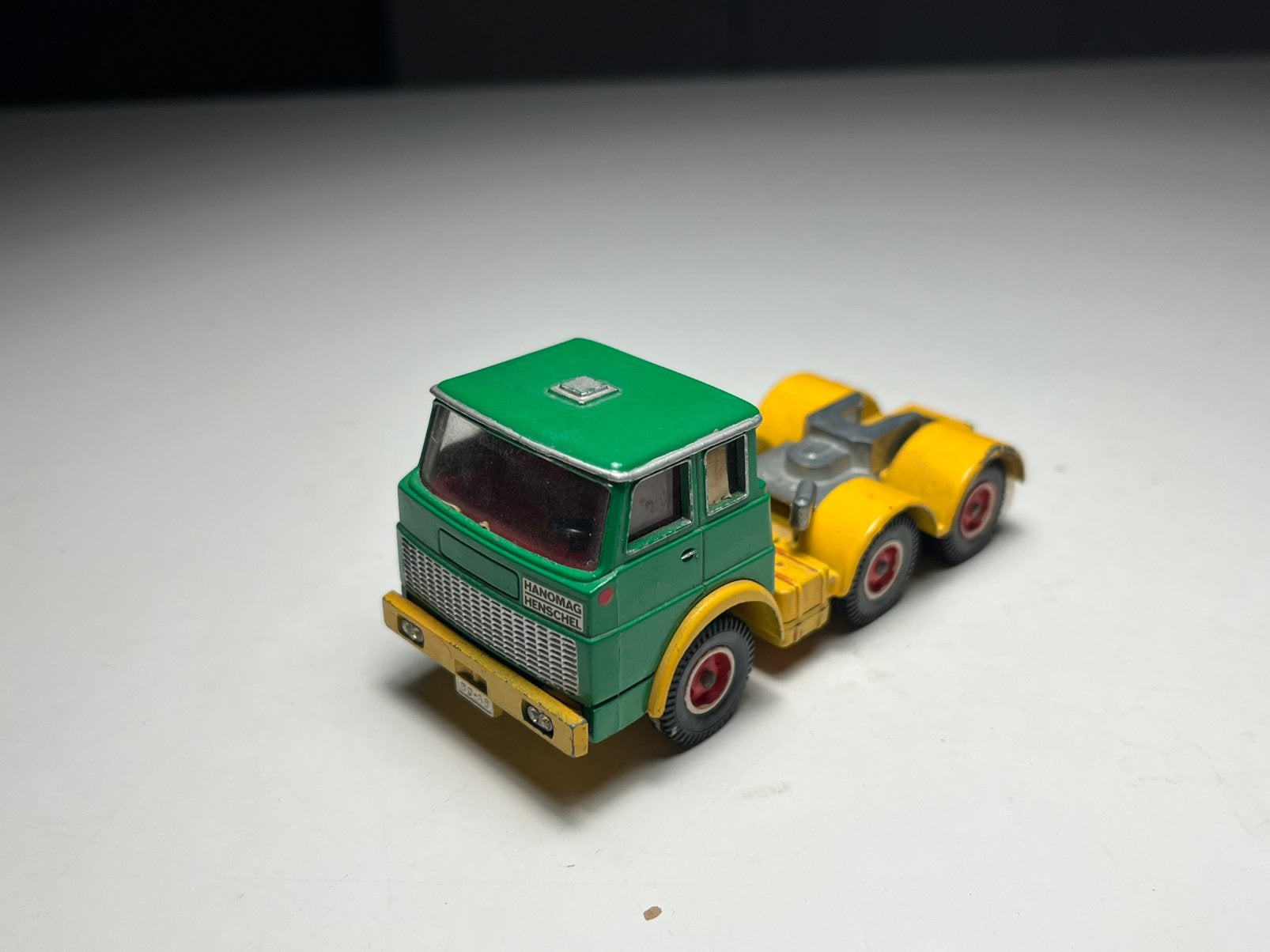 Siku - Henschel F201S-2A - Schaal 1:55, Verzenden, Gebruikt, Bus of Vrachtwagen