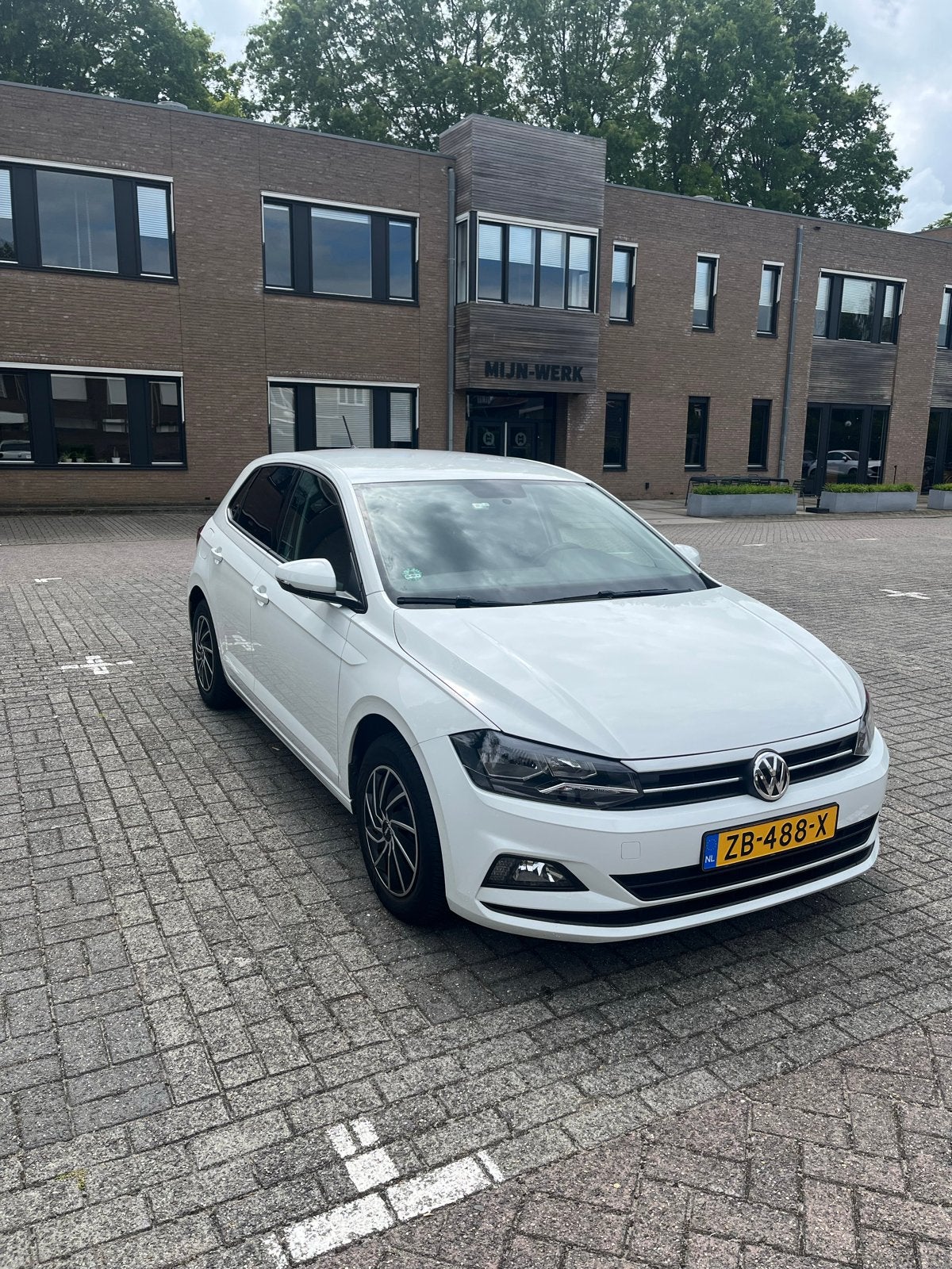 Volkswagen Polo 1.0 MPI 80pk 2019 Wit, Auto's, Volkswagen, Voorwielaandrijving, 1025 kg, 40 €/maand, Wit