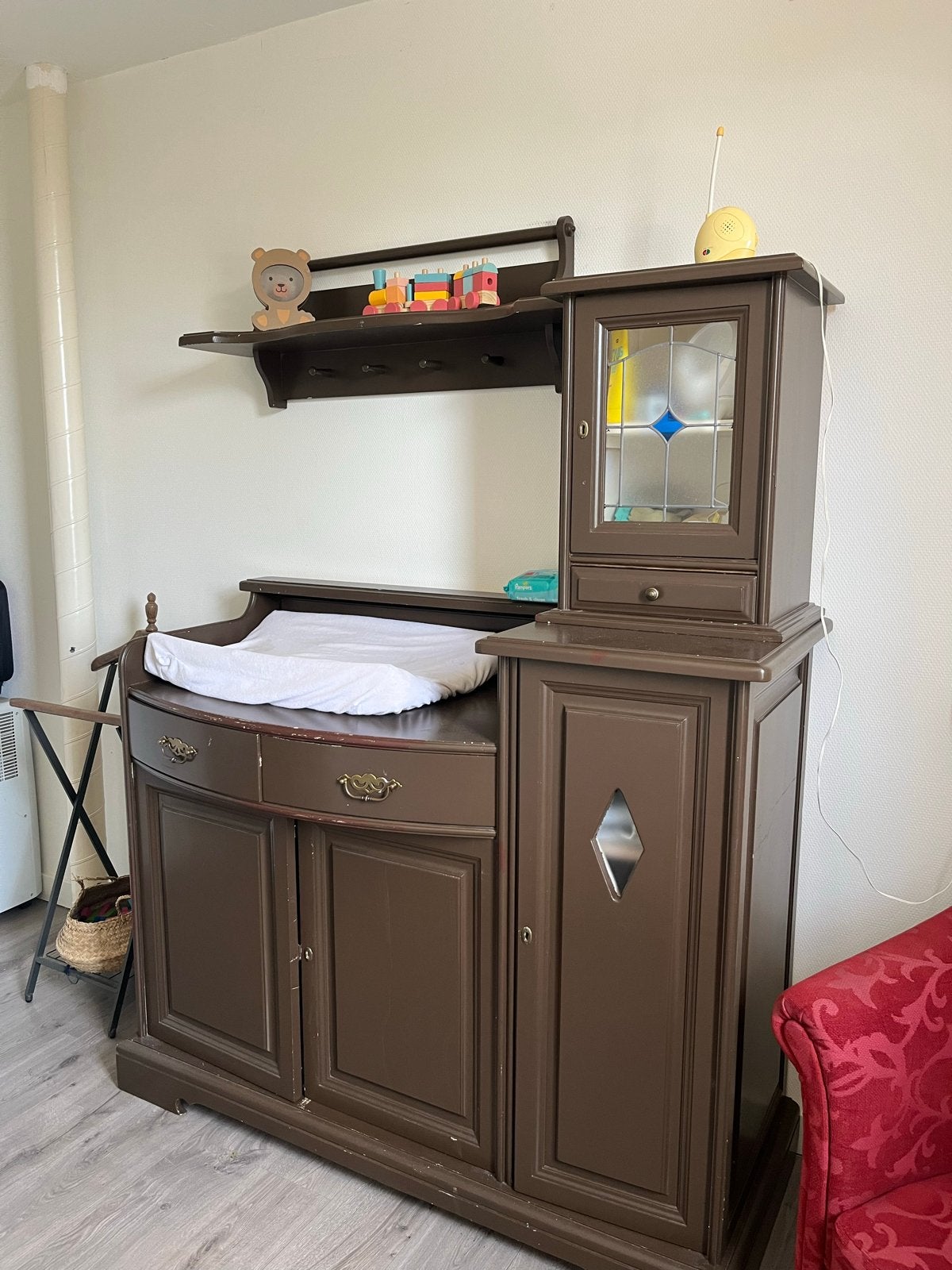 Gratis commode, Kinderen en Baby's, Kinderkamer | Commodes en Kasten, Ophalen, 50 tot 70 cm, 105 cm of meer, Opstaande rand