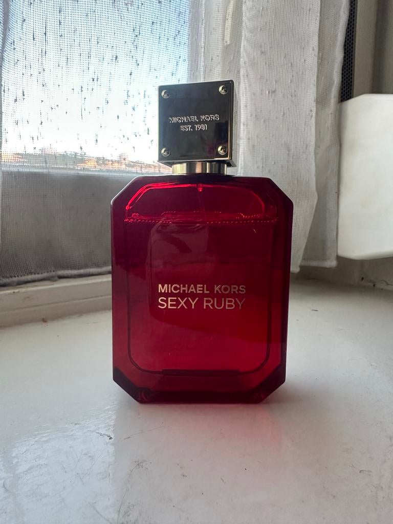 Michael Kors Sexy Ruby parfum 90 ml, Ophalen of Verzenden, Zo goed als nieuw