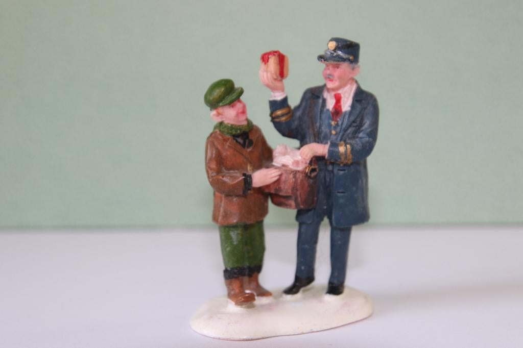 Anything for me mister postman Lemax figurine, Diversen, Kerst, Ophalen of Verzenden, Gebruikt