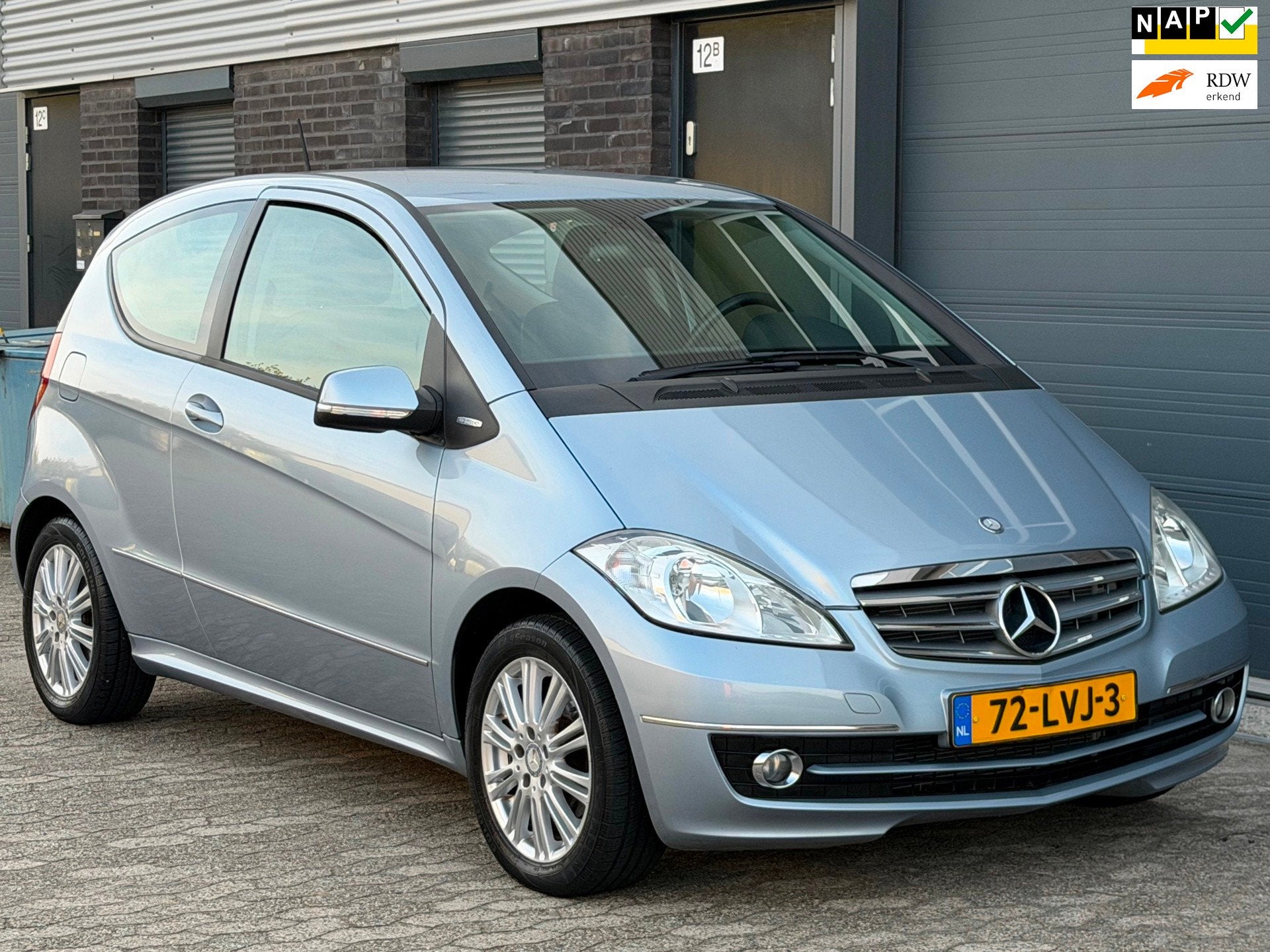 Mercedes-Benz A-klasse 160 Business Class Elegance AIRCO CRU, Auto's, Voorwielaandrijving, Euro 5, Blauw, Leder en Stof
